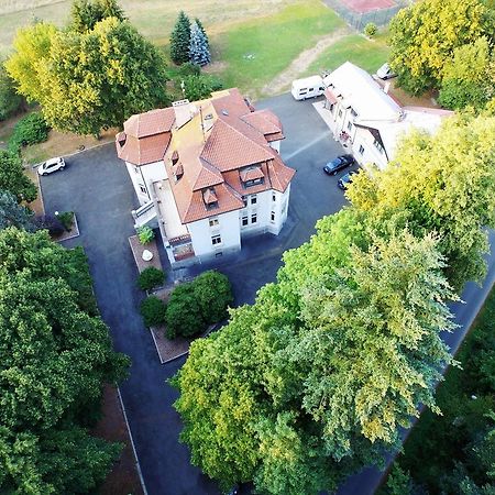 Vila Olga Jevany Экстерьер фото
