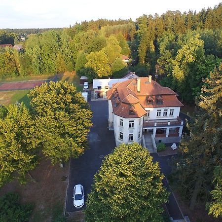 Vila Olga Jevany Экстерьер фото