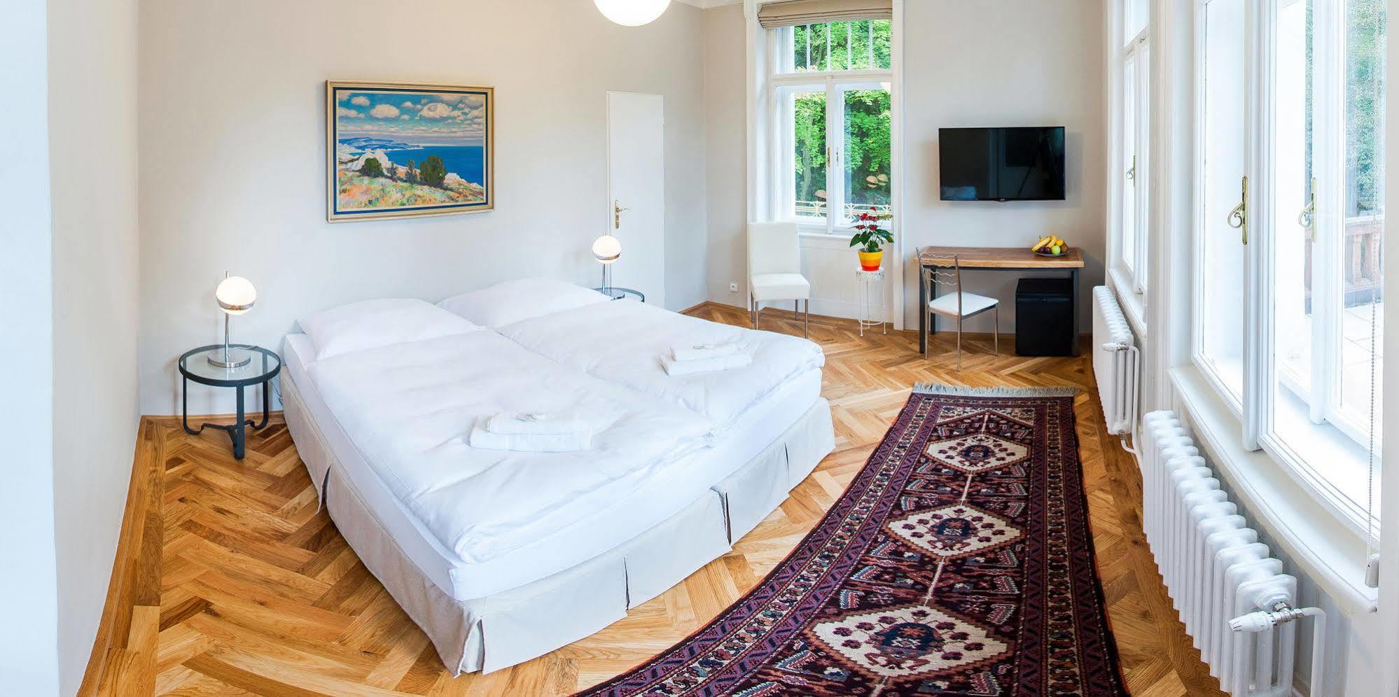 Vila Olga Jevany Экстерьер фото